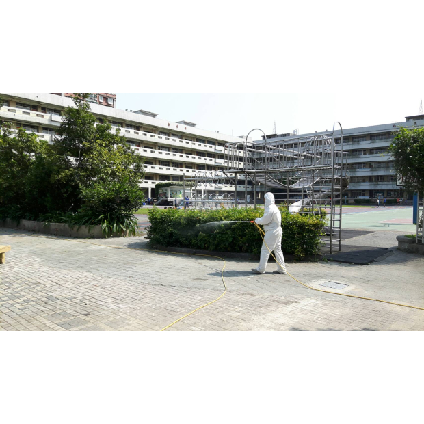 龍山國小介殼蟲防治